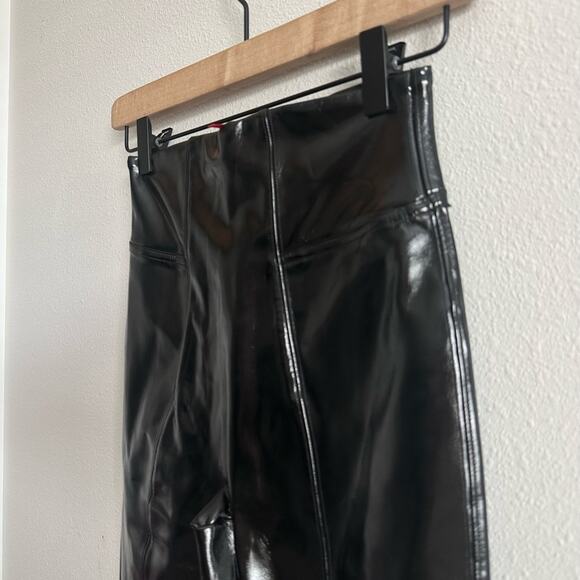 NEW Spanx Faux Patent Leather Leggings in Black Size XS - Picture 8 of 12